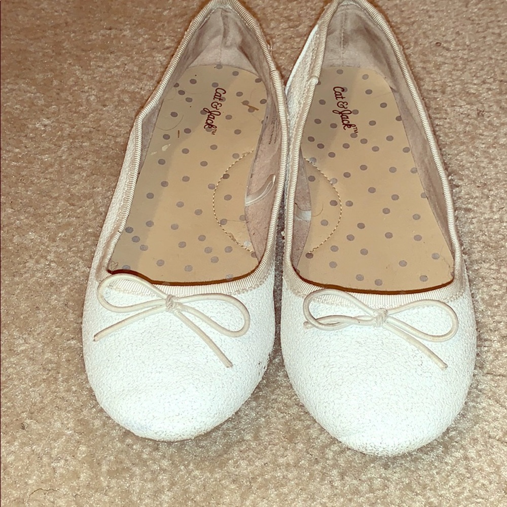 Girls shoes